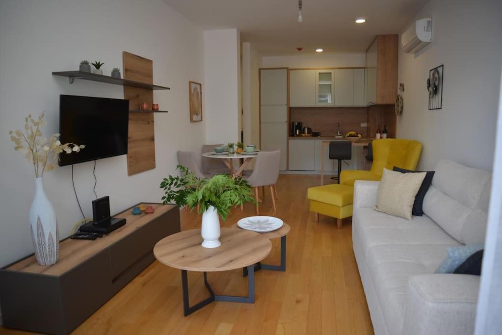 Design Flat With Impressive Boka Bay View Apartment Kotor Exterior photo
